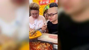 娱乐吃瓜酱教养